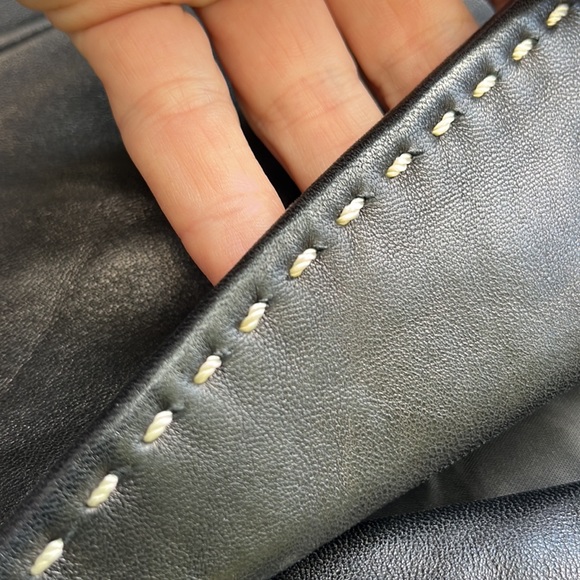 Banana Republic Leather Stitch Detail Moto Blazer/Jacket fit XS - Picture 6 of 17